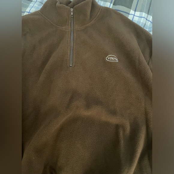 Fleece Half-Zip Sweater - Picture 2 of 2